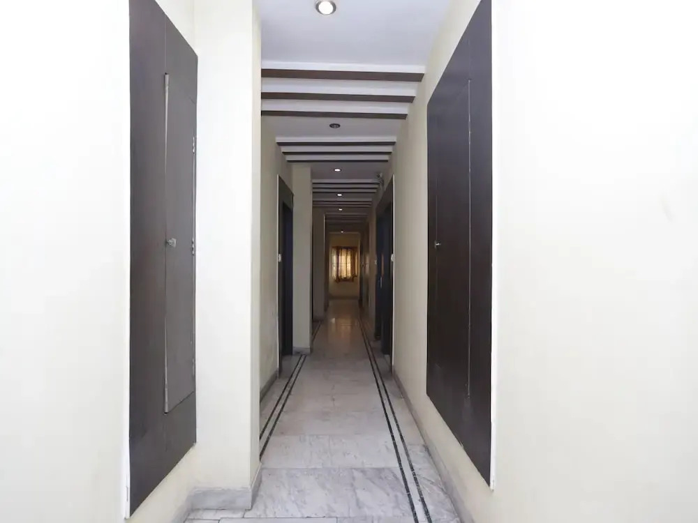 OYO 12914 Hotel Jagdish