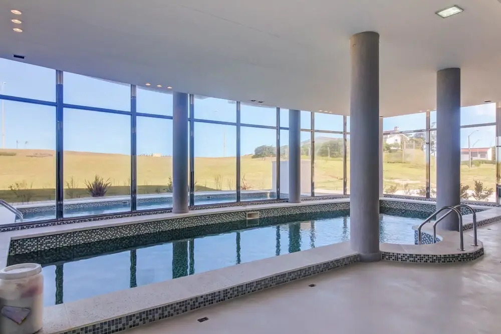 Moderno apartamento frente al mar y piscina - Azure Towers