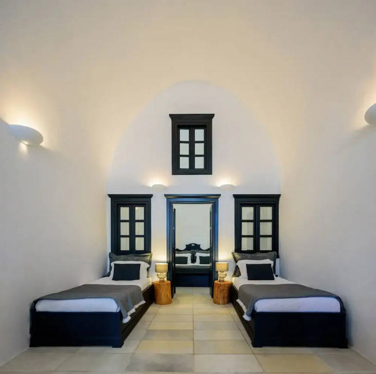 Firalia Santorini