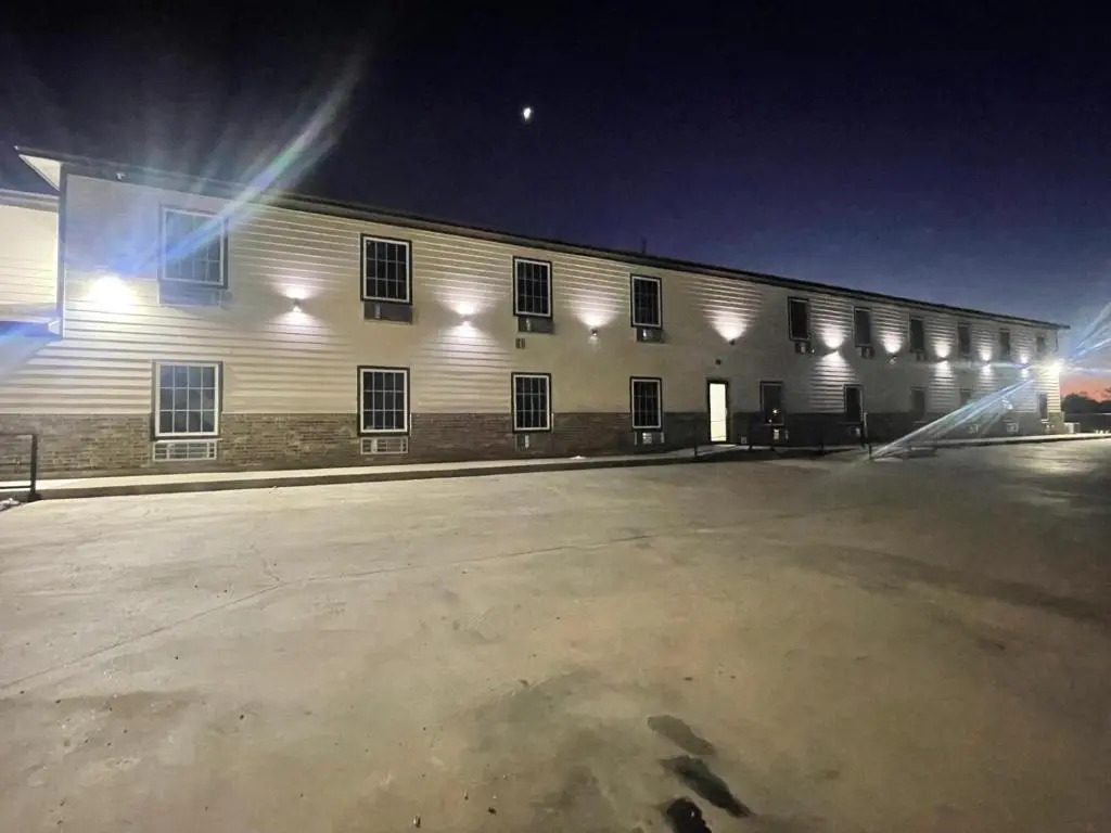 Efficiency De Luxe Sulphur Near Lake Charles I 10