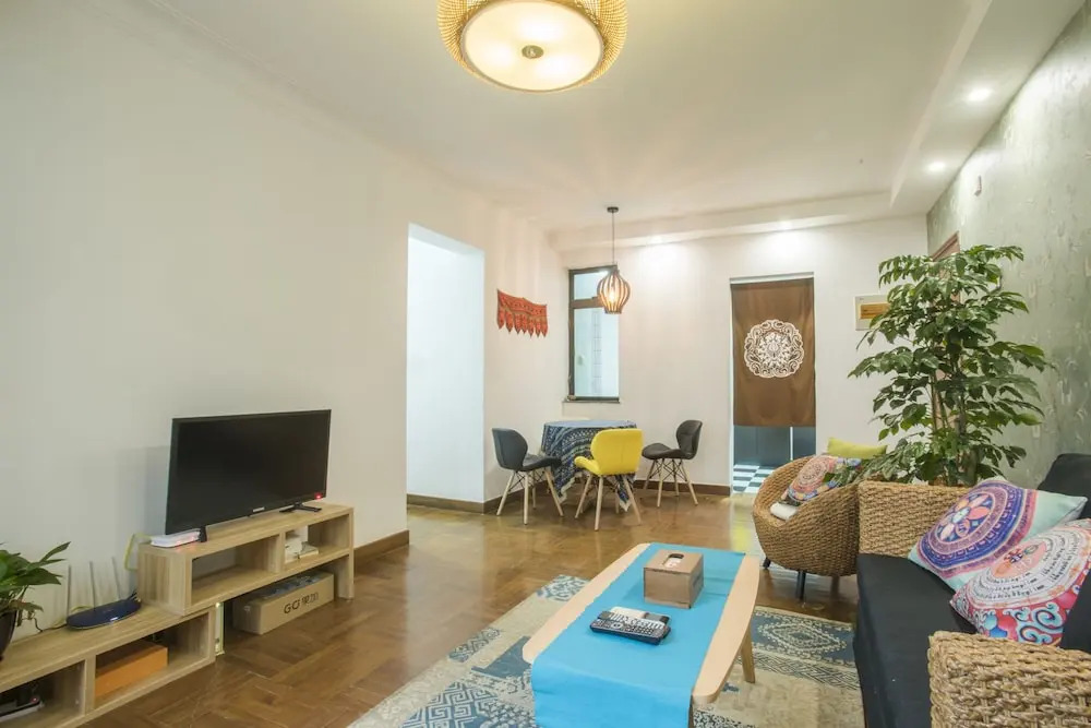 GoNative Downtown Apartment Tianzifang
