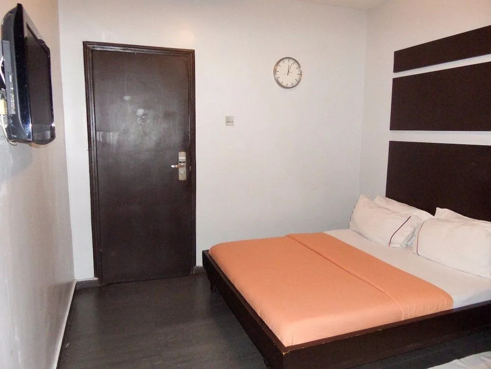 Precinct Comfort Services, Yaba