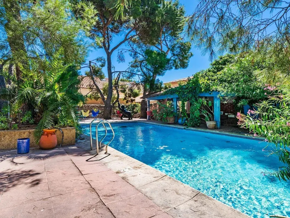 Unparalleled Combination of Nature and Water in This House on the Côte Bleue