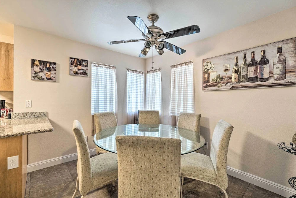 Seasonal Pool & Spa: Las Vegas Pad, 11 Mi to Strip