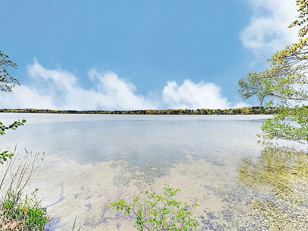 New Listing! Spacious On Hinkleys Pond 3 Bedroom Home