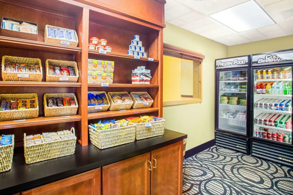Holiday Inn Express & Suites - Mobile - I-65 by IHG