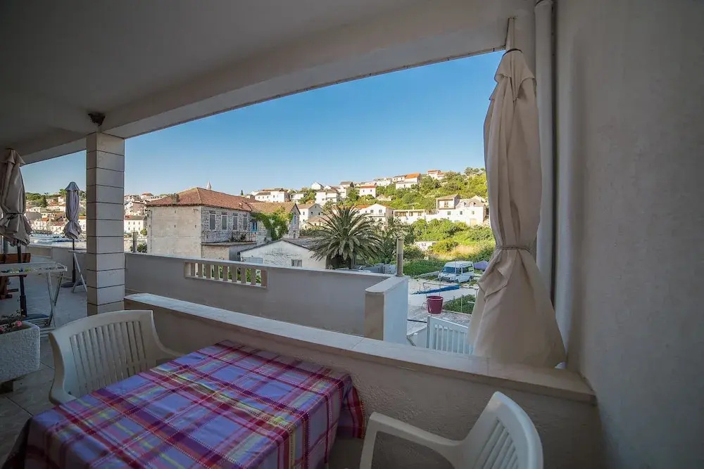Luxury apartment INA