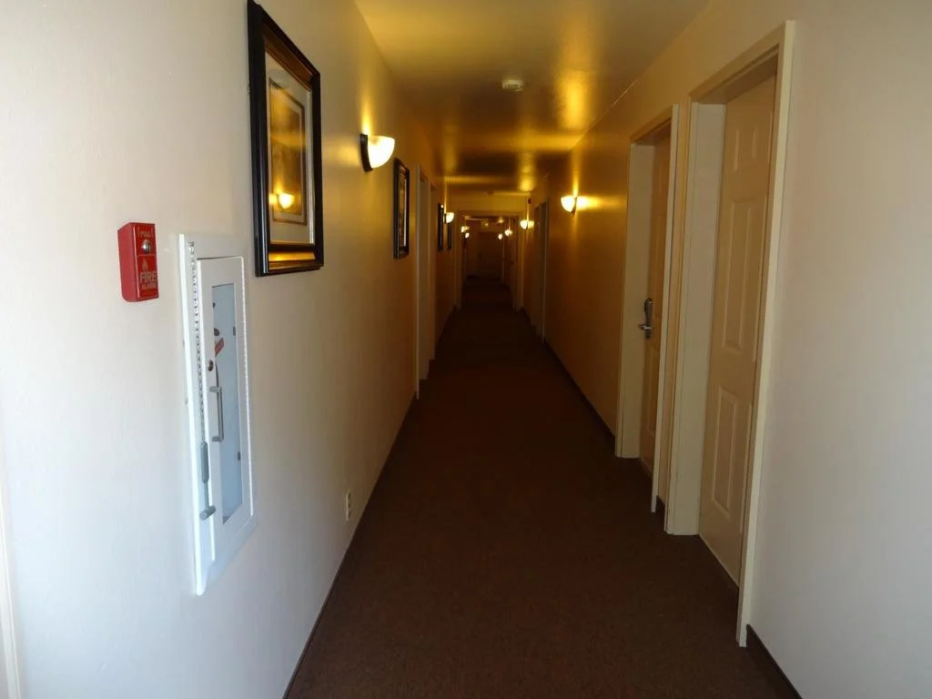 Crest Trail Lodge
