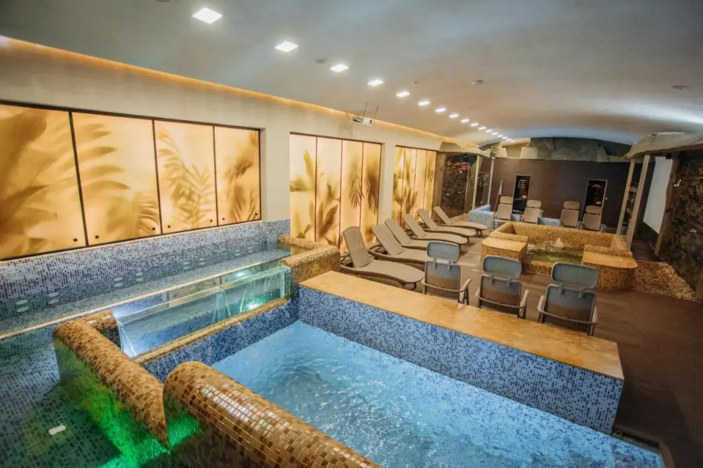 Helios Hotel & SPA