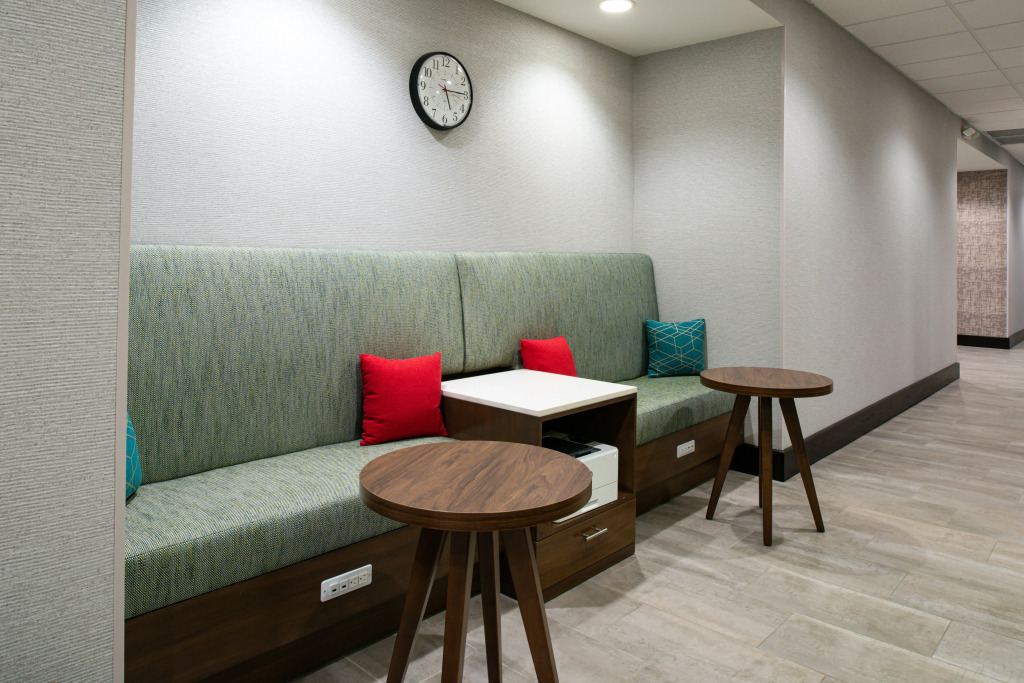 Hampton Inn & Suites Adrian