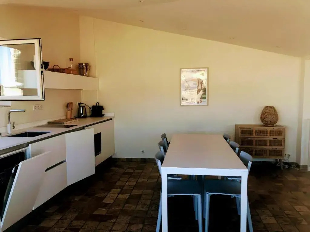 Citilet 5 Cosy apartment with balcony and sea view
