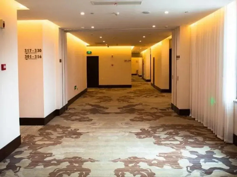 James Joyce Coffetel Ningbo International Convention Centre Branch