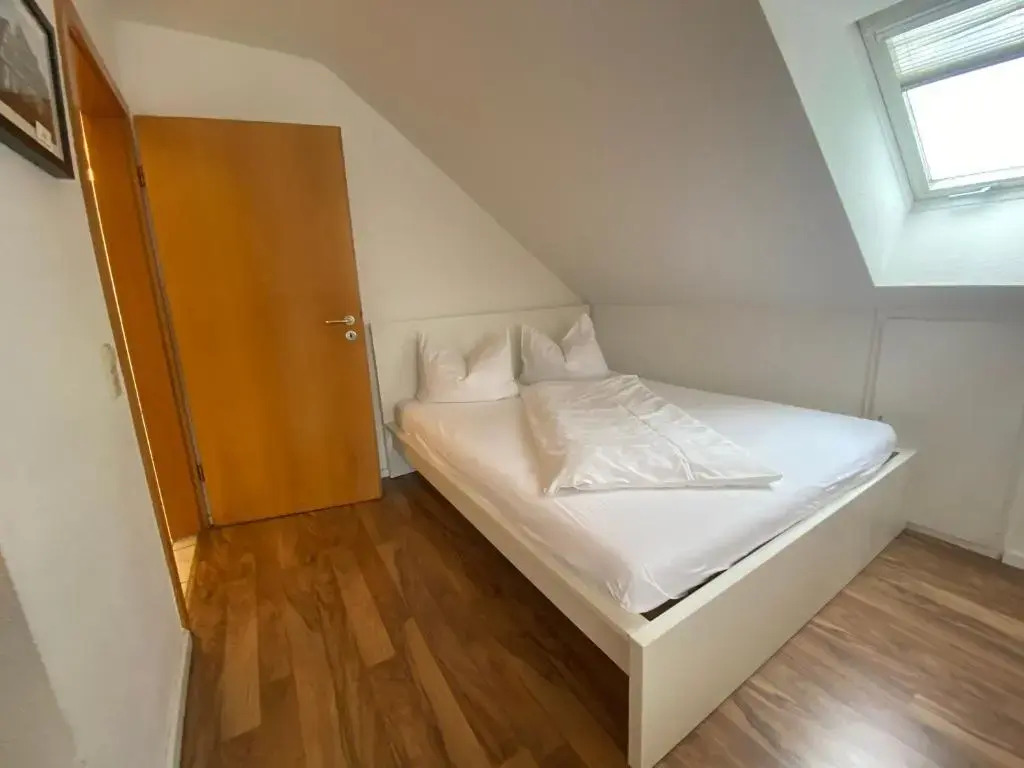 Waldhorn Alleenring Apartments