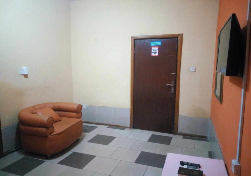 Crown Hotel