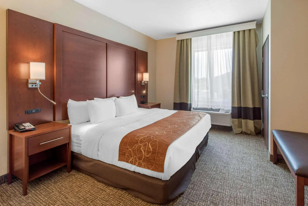 Comfort Suites Denver International Airport