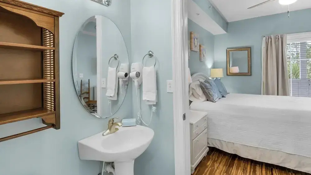 3 Minutes to Beach, Easy Walk to Dining & Shopping in Seagrove - 2 Pools