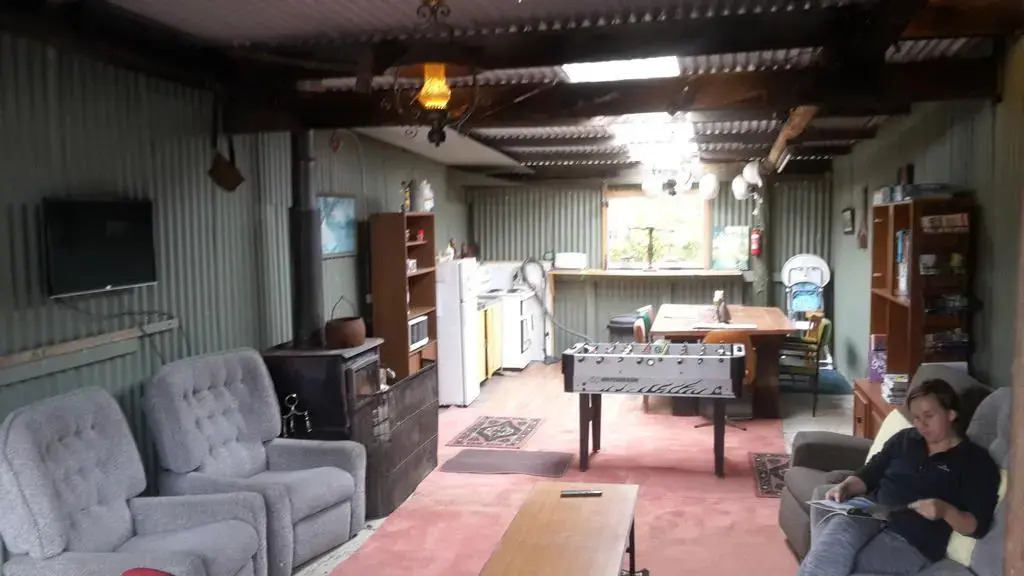 Zeehan Bush Camp