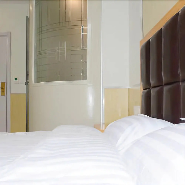 100inn Disney Airport Hotel