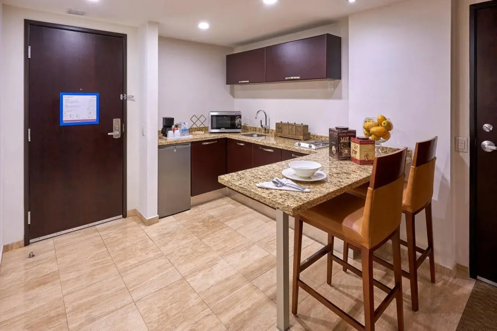 Holiday Inn Guadalajara Patria-Universidad by IHG