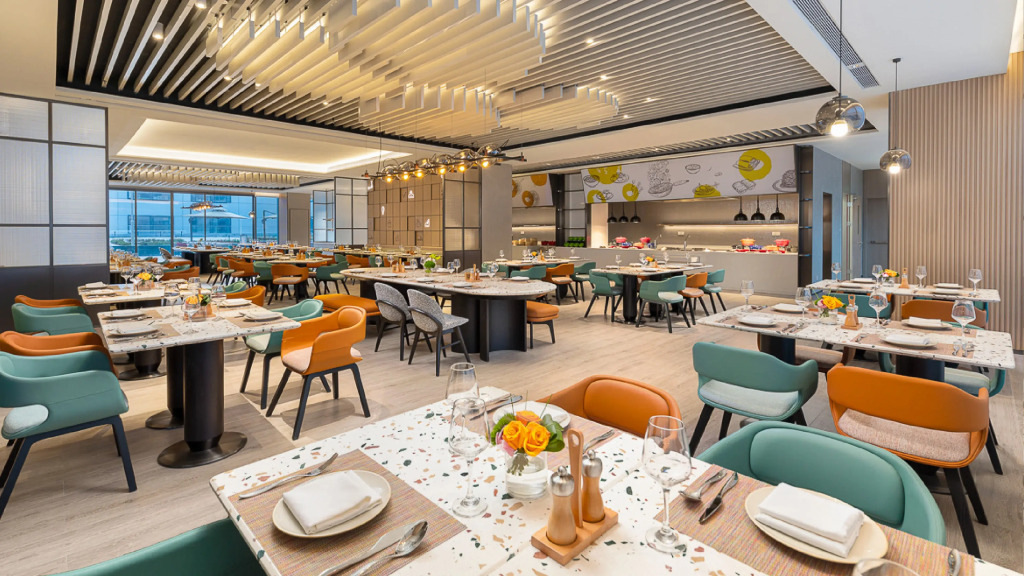Holiday Inn Shanghai Pudong Airport, an IHG Hotel