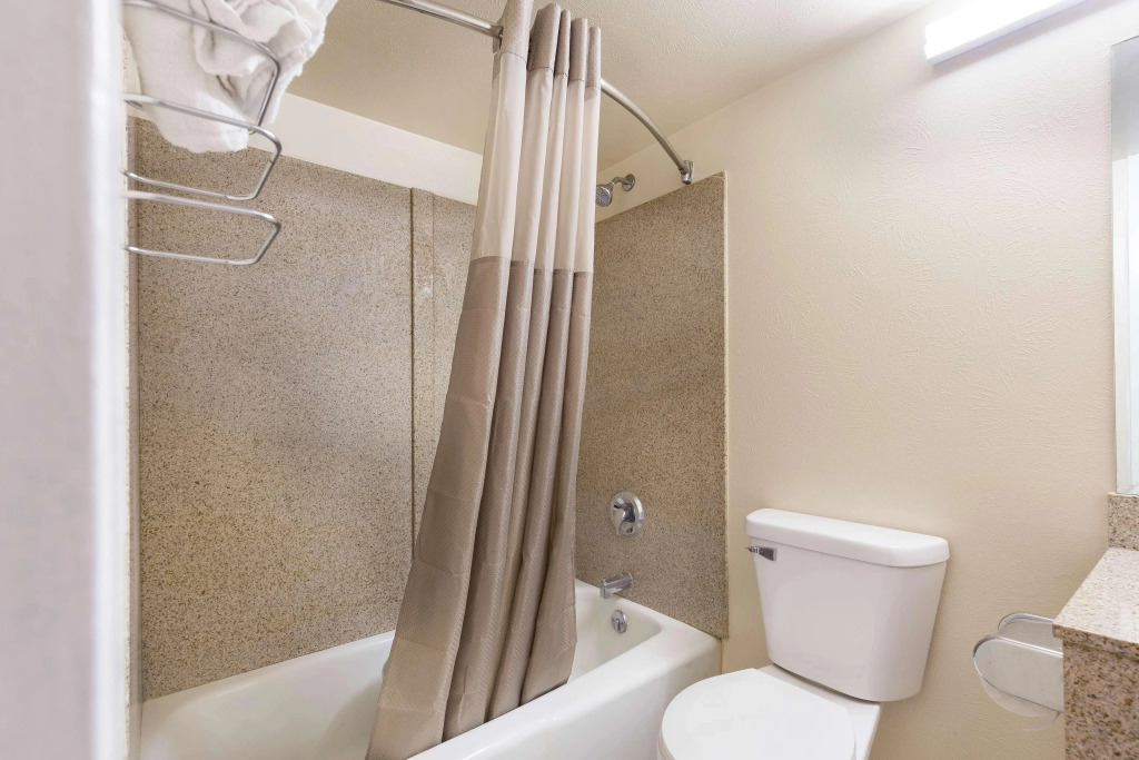 Americas Best Value Inn Lincoln, Illinois