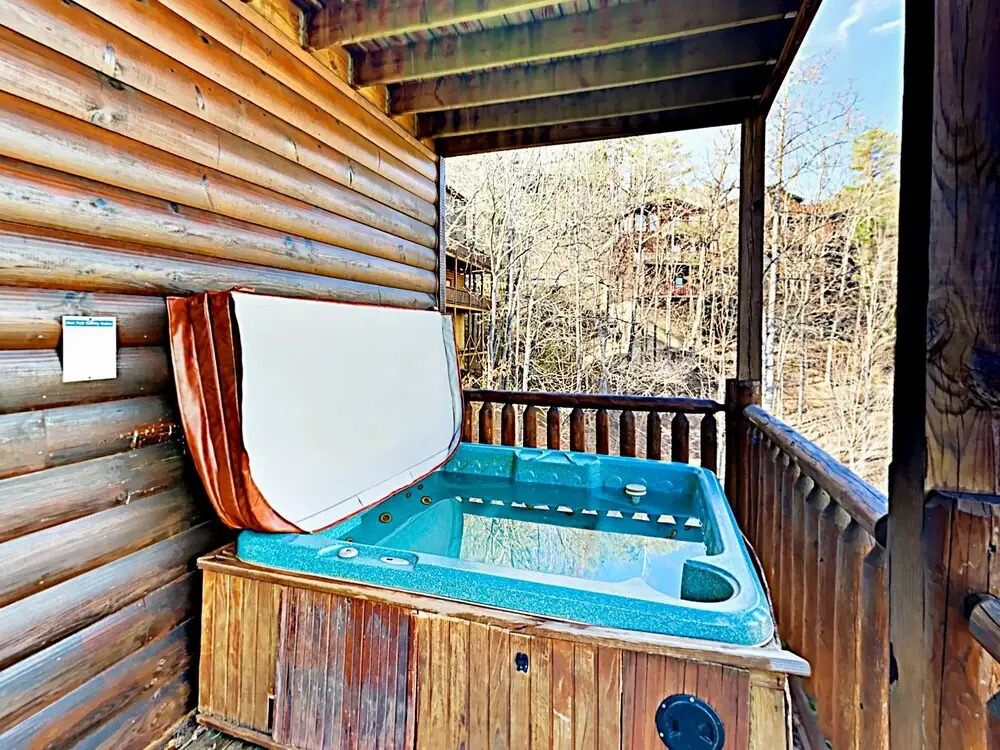 Upper Middle Creek 2 Cabins 6 Bedrooms 6 Bathrooms Cabin