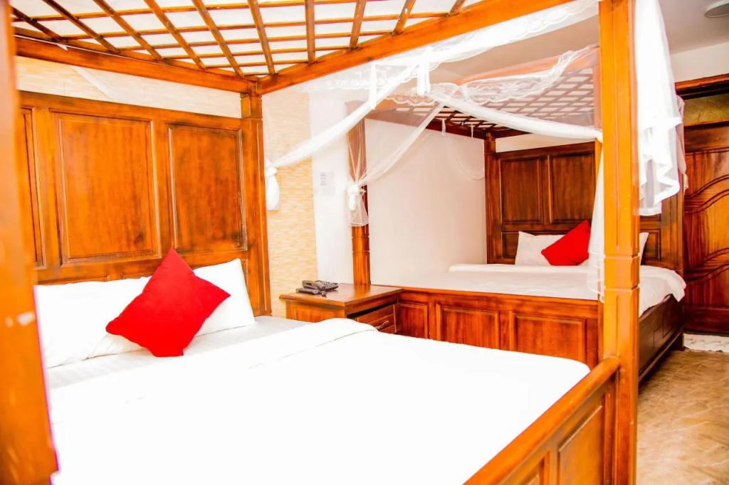 The Keza Hotel and Apartments