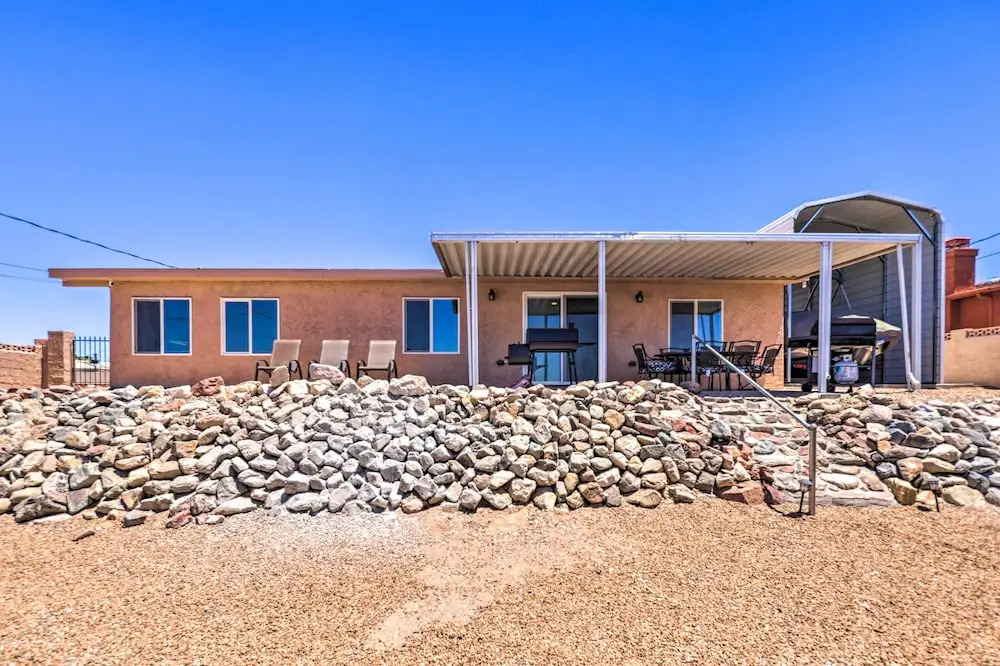 Patio & Grills: Mtn-view Home in Lake Havasu City!