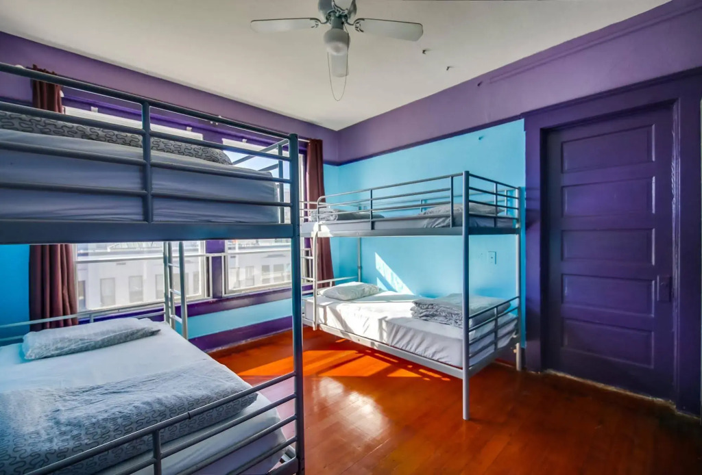 Lucky Ds Youth and Travelers Hostel