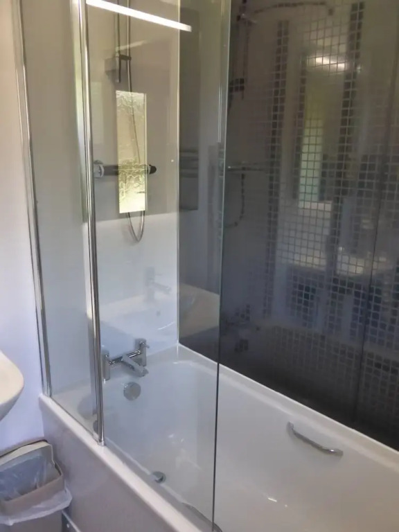 Birch Lodge 20 With Hot Tub, Newton Stewart