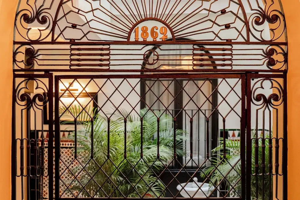 Casa 1862 Heritage Suites by Stay Unique