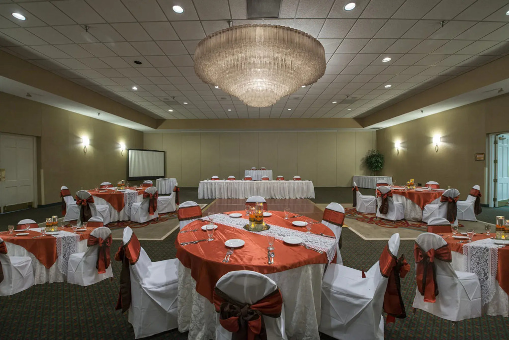 Capital Plaza Hotel