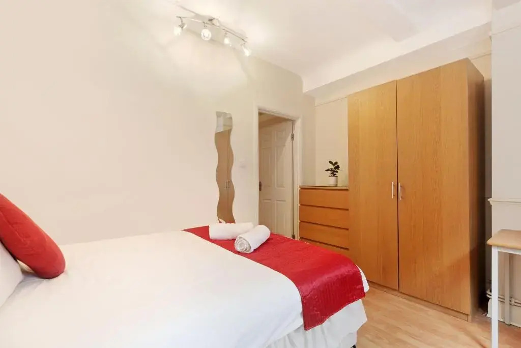Bryanston Apartments