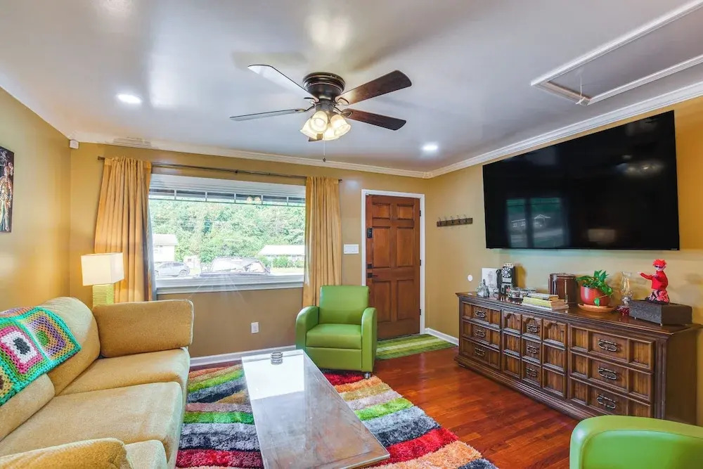 1 Mi to Fort Bragg: Family Home w/ Backyard