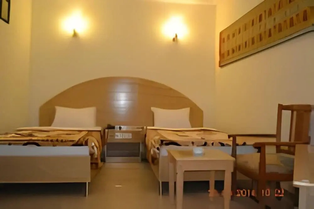 Coral Lodge