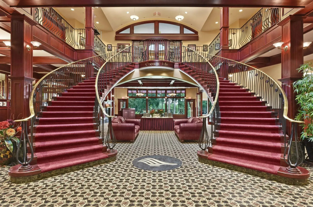 Crown Isle Resort & Golf Community