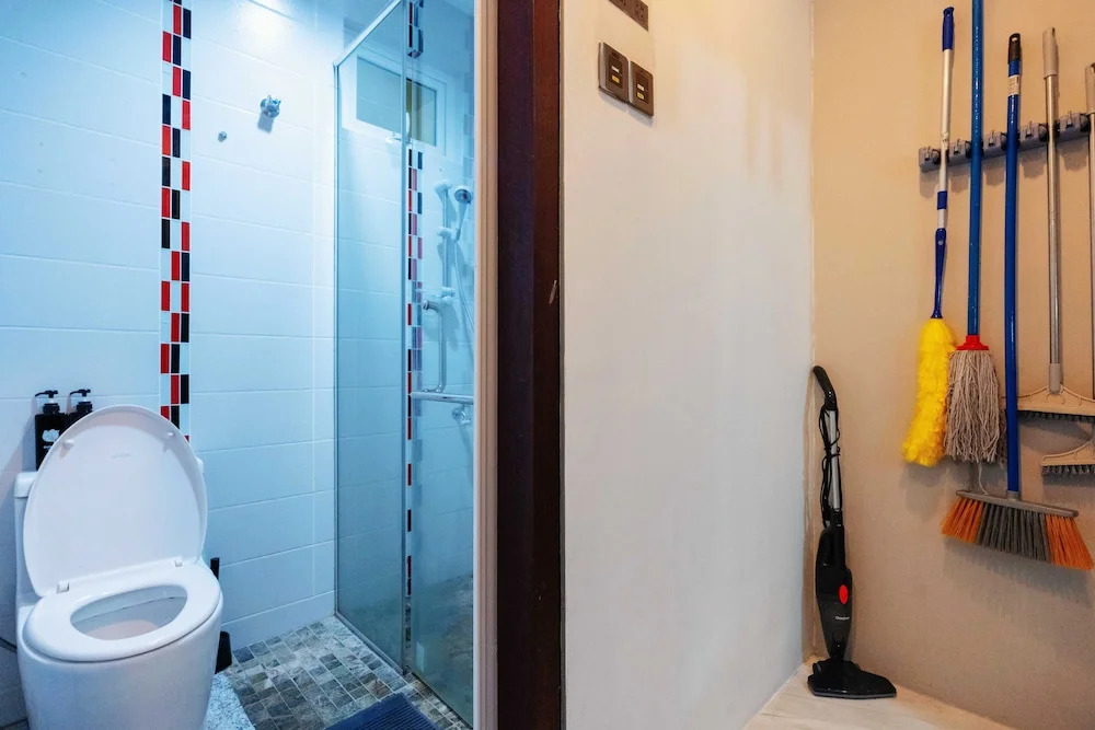 25000sqft Grand Luxe Villa PJ 13BR 42Pax