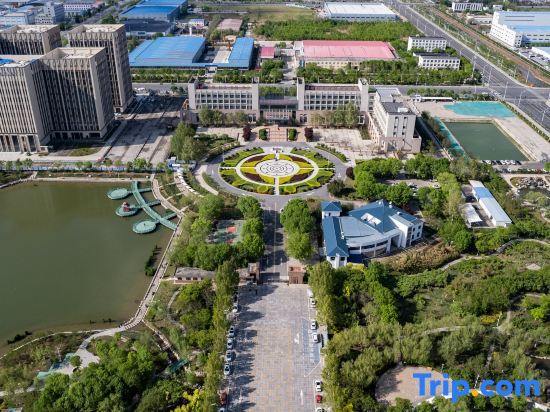 Lavande Hotel (Cangzhou Jiuhe East Road Development Zone Management Committee)