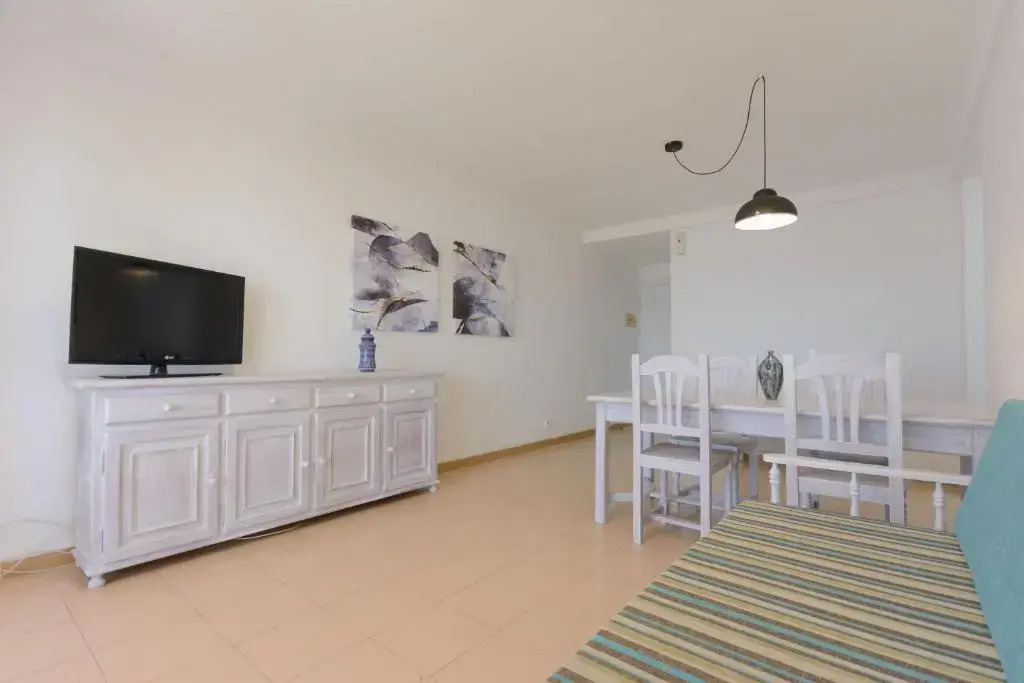 Residencial Guardamar Zeus
