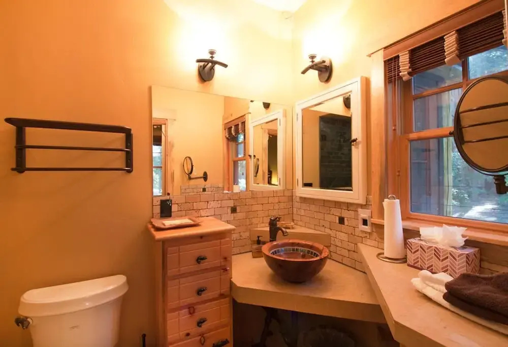 Homewood Hideaway - NEW Construction!!