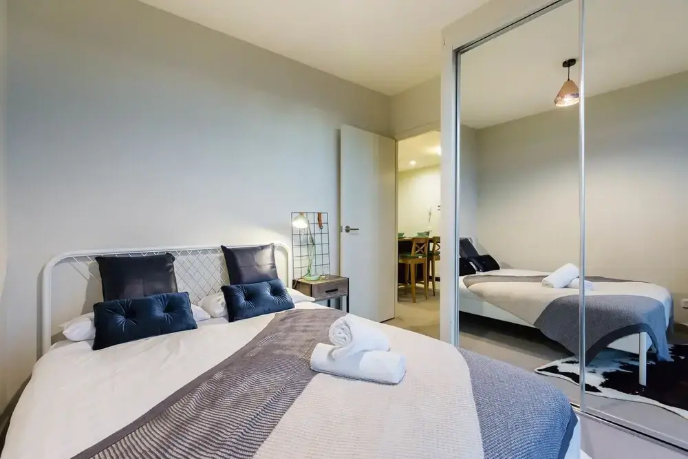 YASHITA, 2BDR Melbourne Apartment