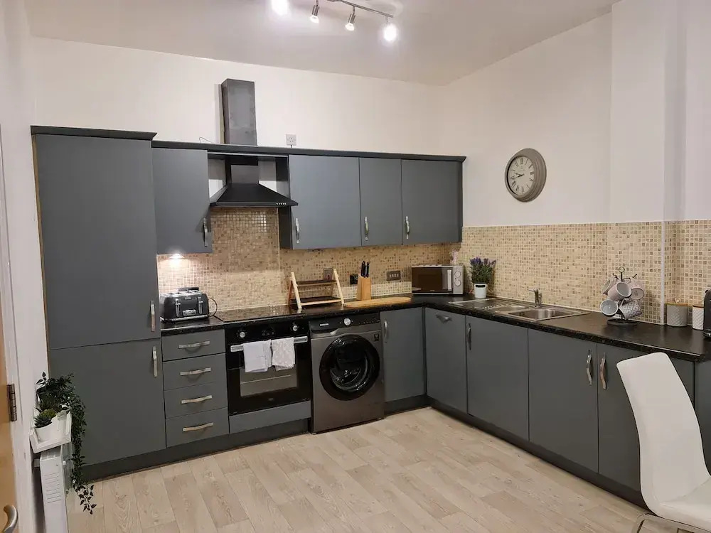 2 Bed Woodland Retreat - Garden & Free Parking