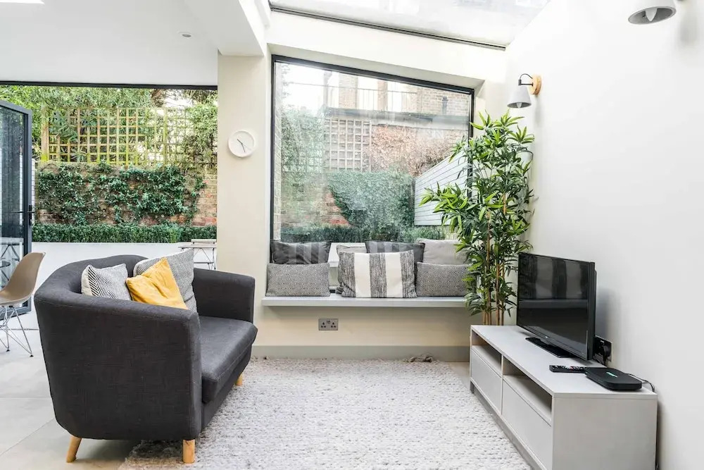 NEW Cosy & Sleek 2BD Flat In Vibrant West Kilburn