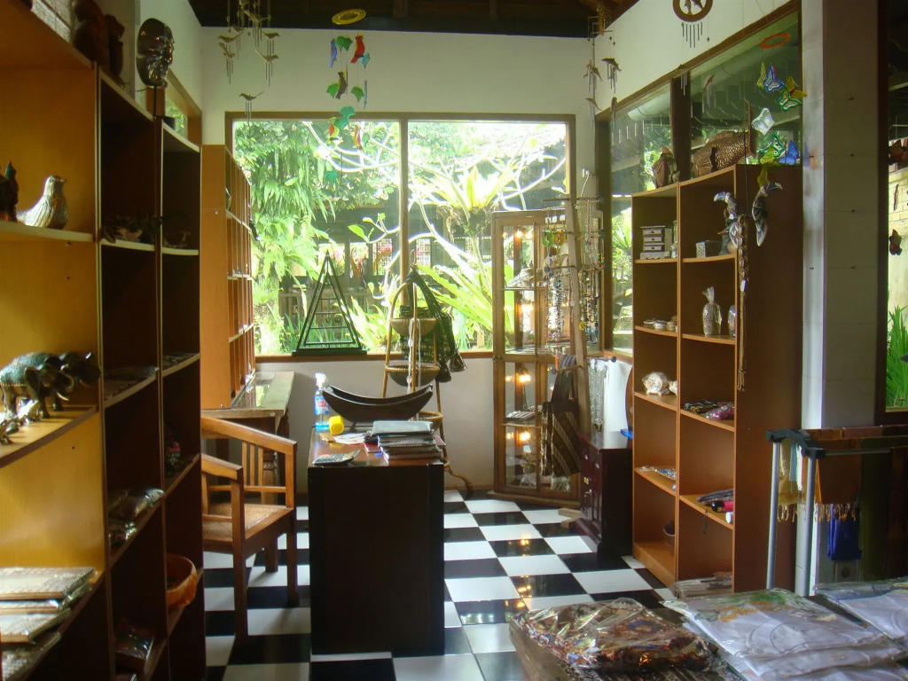 Cempaka Belimbing Villa