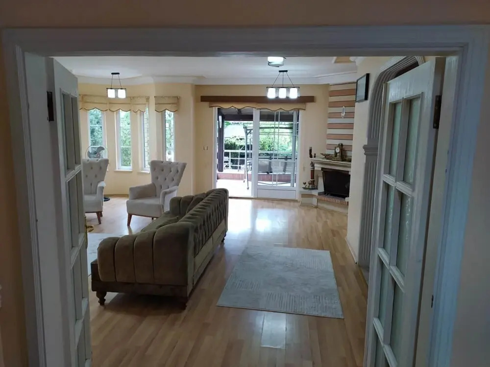Cozy Home With Pool and Fireplace in Sapanca