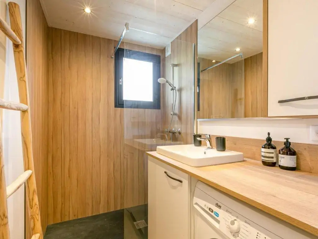 Appartement La Clusaz, 2 pièces, 6 personnes - FR-1-437-90