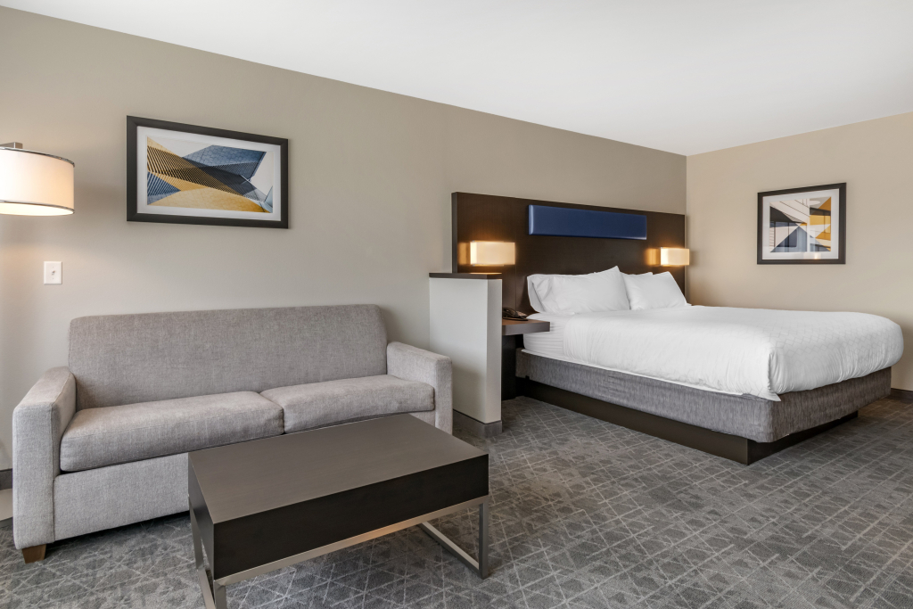 Holiday Inn Express & Suites Lancaster - Mount Joy by IHG