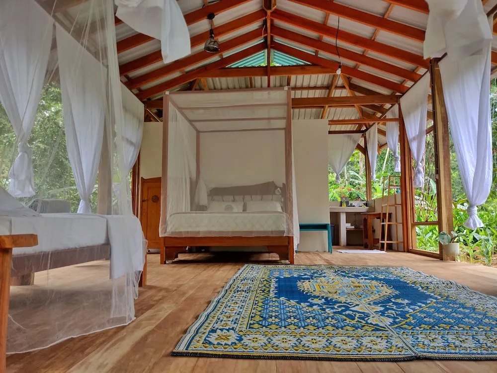 Geckoes Lodge