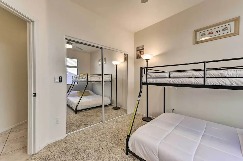 Relax Poolside in Mesa: Family Home 12 Mi to Dtwn