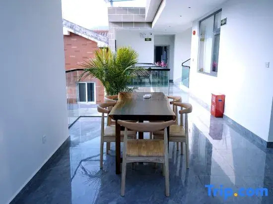 Qingfeng Elegant Restaurant, Jiezi Ancient Town